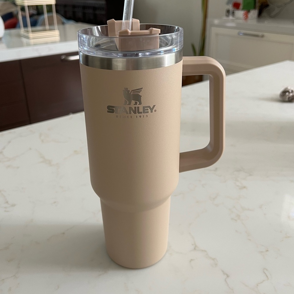 Stanley Tumblr Water bottle